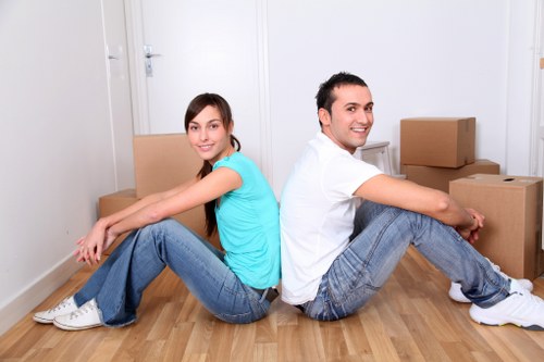 Local removals support for homeowners and businesses near Holland Park